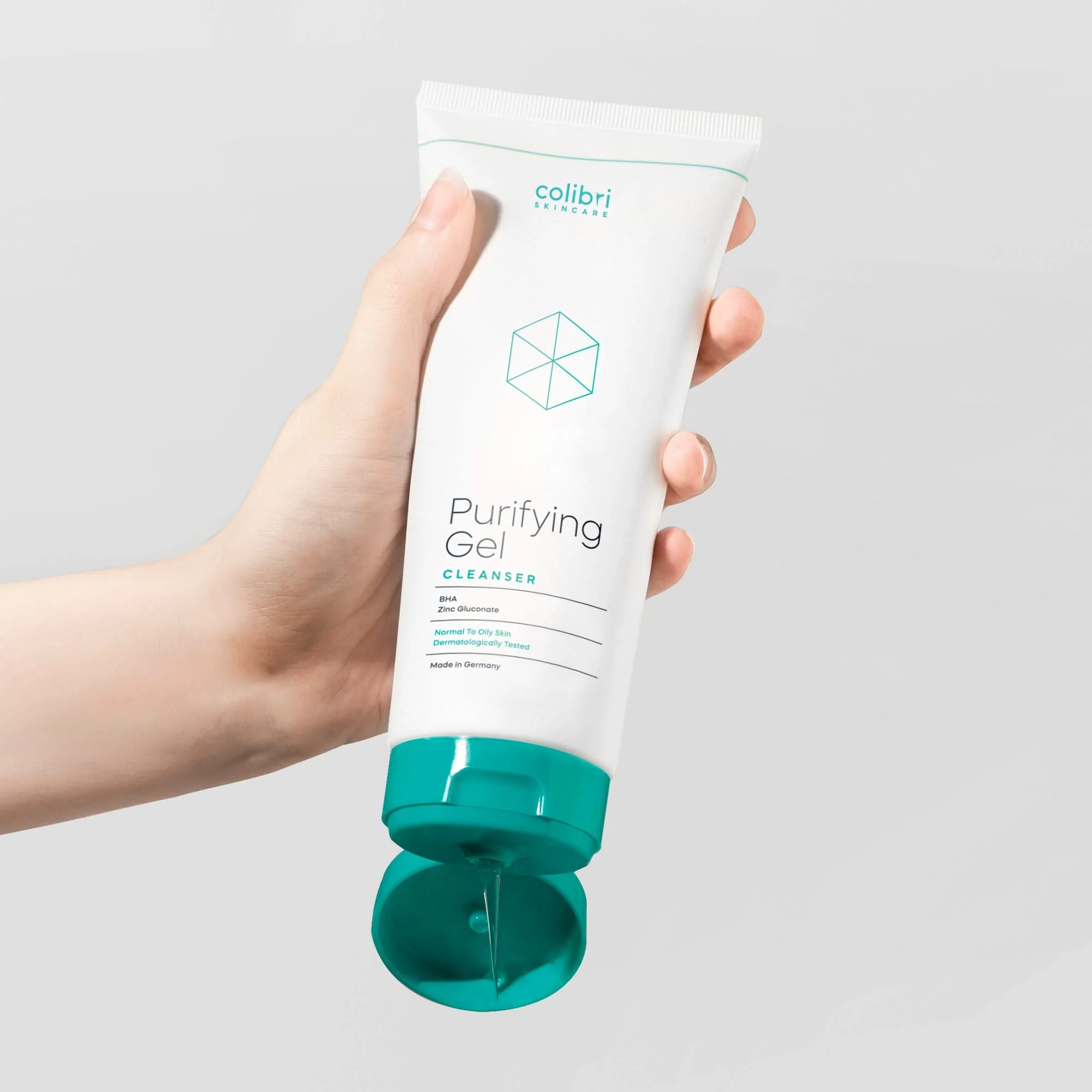 Purifying Gel Cleanser - Image 3